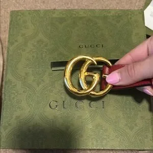 Authentic Gucci Crimson Belt with Gold GG Emblem Size 80 Gucci | Accessories | Authentic Gucci Crimson Belt With Gold  main image 2